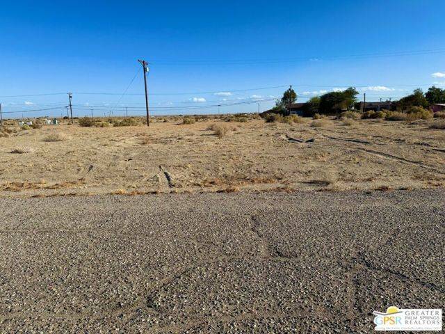 Thermal, CA 92274,2302 Sand Ere Avenue