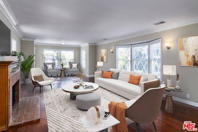 Los Angeles, CA 90069,1320 Londonderry Place