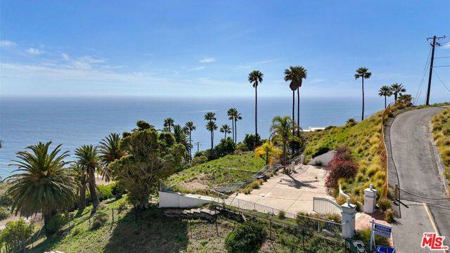 Malibu, CA 90265,4417 Vista Del Preseas