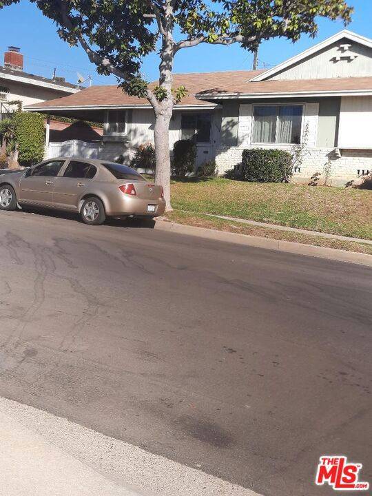 Inglewood, CA 90303,10404 S 3rd Avenue