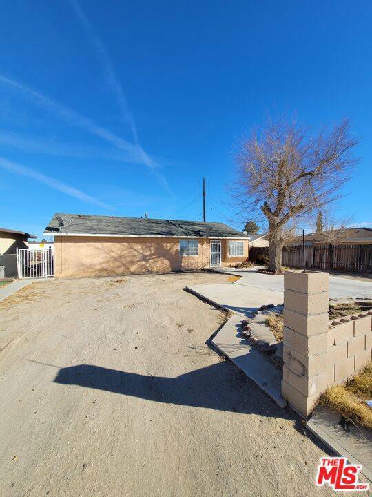 Rosamond, CA 93560,2820 Acacia Street