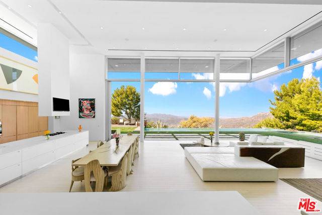 Malibu, CA 90265,9200 Cotharin Road