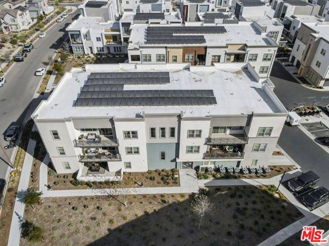 Valencia (santa Clarita), CA 91381,26976 Prospector Road #205