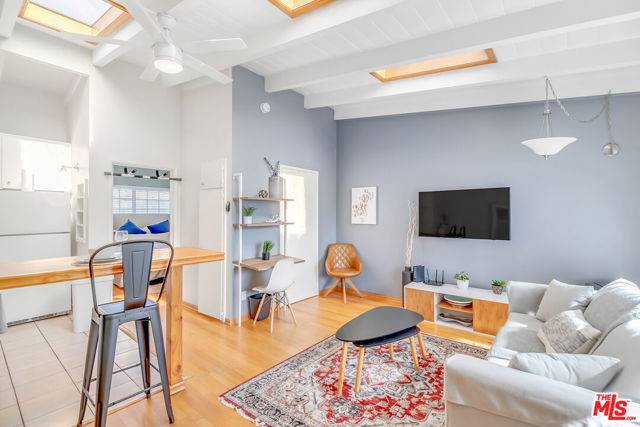 Venice (los Angeles), CA 90291,313 Mildred Avenue #23