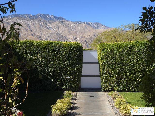 Palm Springs, CA 92262,684 N Paseo De Anza