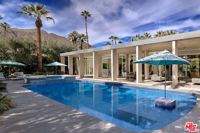 Palm Springs, CA 92262,500 W Crescent Drive
