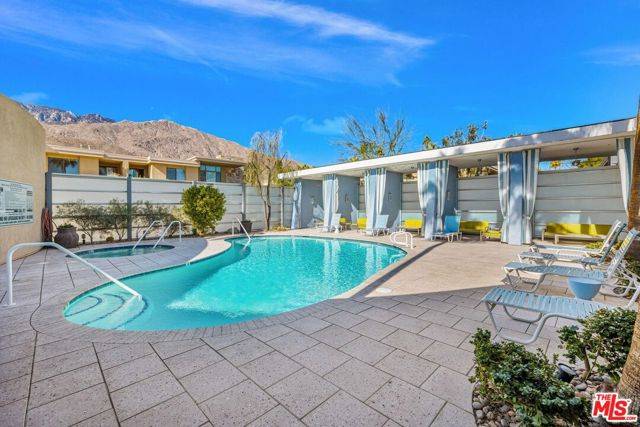 Palm Springs, CA 92264,930 E Palm Canyon Drive #201