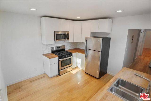 Los Angeles, CA 90042,140 S Avenue 58