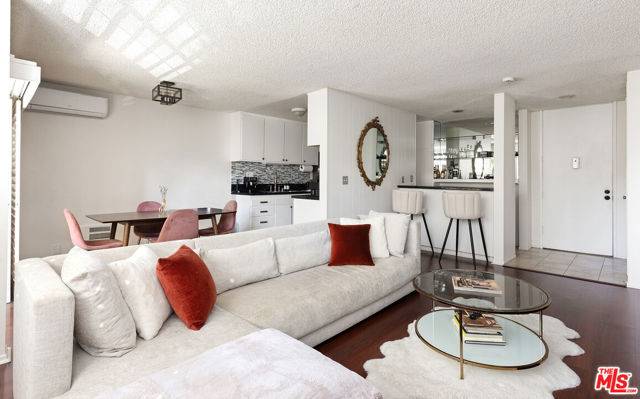Culver City, CA 90230,6050 Canterbury Drive #E215