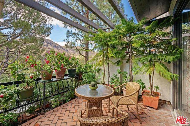 Pacific Palisades (los Angeles), CA 90272,1490 Palisades Drive