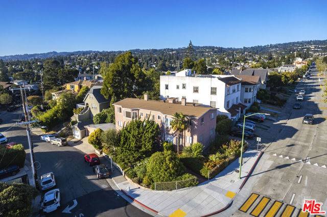 Oakland, CA 94602,3800 Greenwood Avenue