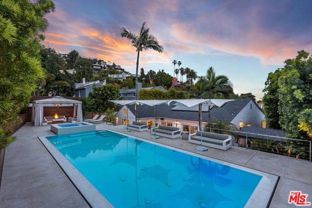 Los Angeles, CA 90069,1321 Londonderry Place