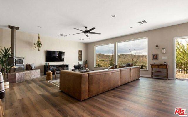 Yucca Valley, CA 92284,54935 Mountain View Trail