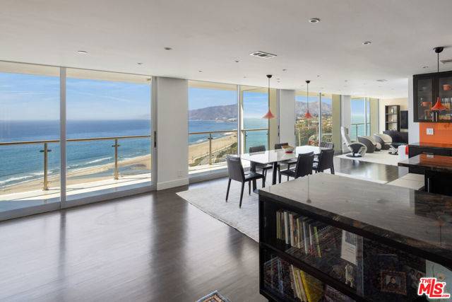 Santa Monica, CA 90402,201 Ocean Avenue #1606P