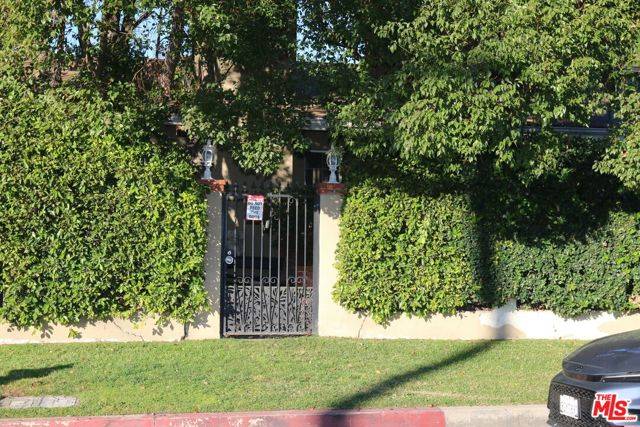 North Hollywood (los Angeles), CA 91606,Address not disclosed