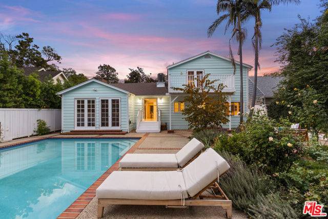 Sherman Oaks, CA 91403,15435 Sutton Street