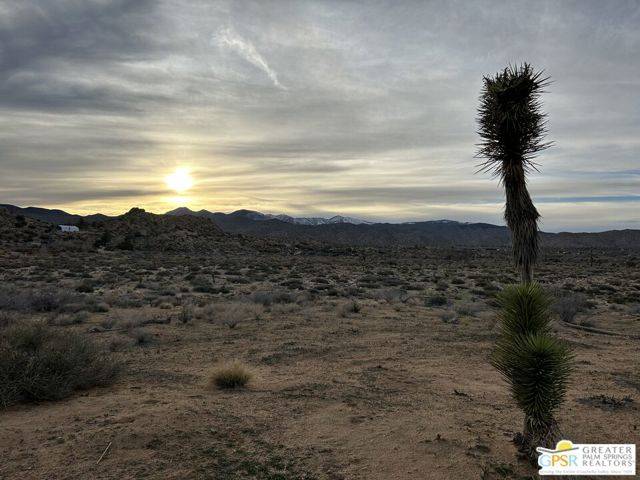 Pioneertown, CA 92268,0 Contour Terrace