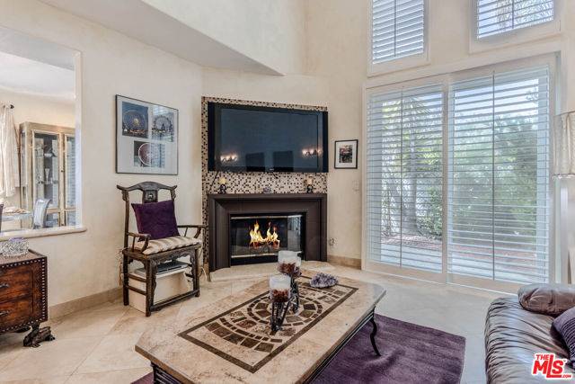 Malibu, CA 90265,6483 Zuma View Place #106