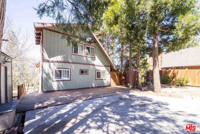 Lake Arrowhead, CA 92352,817 Grass Valley Road