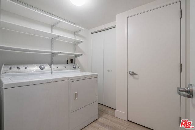 Marina Del Rey, CA 90292,13650 Marina Pointe Drive #403