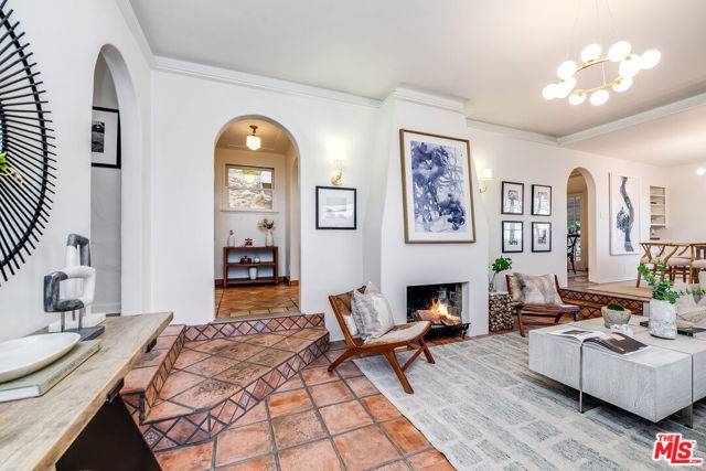 Los Angeles, CA 90068,2620 Rutherford Drive