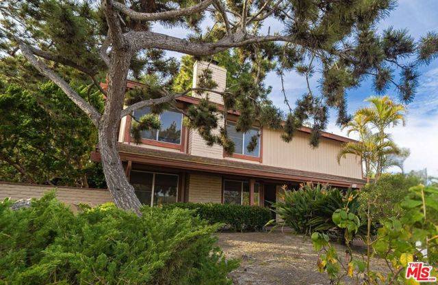 Solana Beach, CA 92075,343 Santa Helena