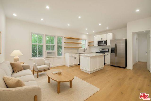 West Hollywood, CA 90048,101 N Clark Drive