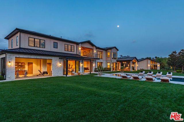 Calabasas, CA 91302,24050 Hidden Ridge Road