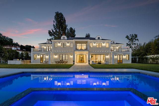 Encino (los Angeles), CA 91316,5133 Louise Avenue