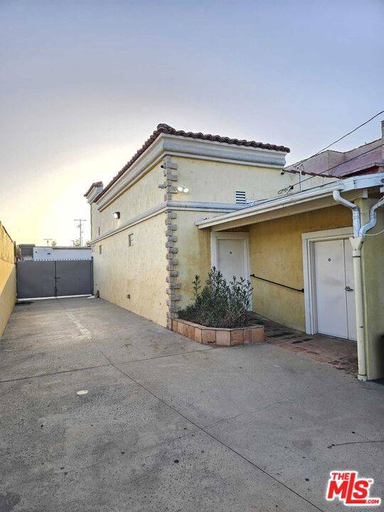 North Hollywood (los Angeles), CA 91606,6628 Lankershim Boulevard