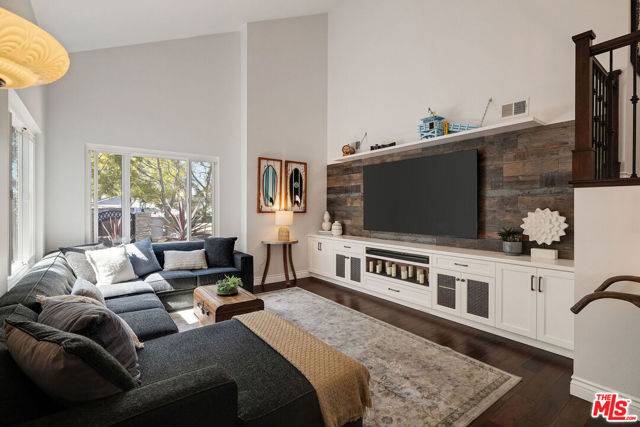 El Segundo, CA 90245,1150 E Pine Avenue