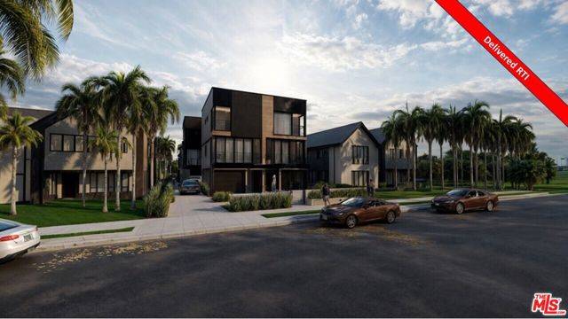 Los Angeles, CA 90037,1234 W 39th Place