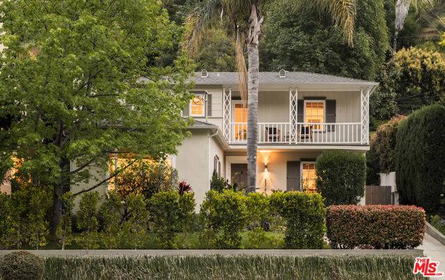 Los Angeles, CA 90068,2518 Canyon Drive