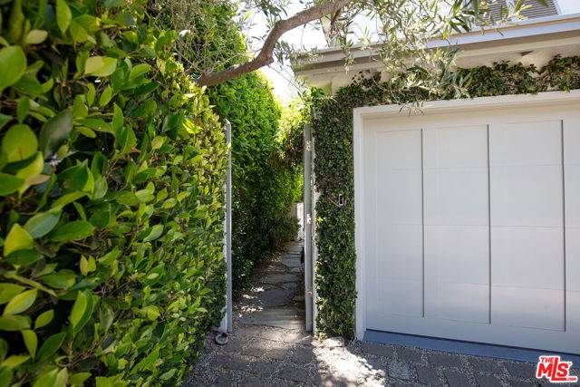 Santa Monica, CA 90402,271 Amalfi Drive