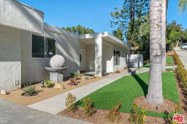 Woodland Hills (los Angeles), CA 91364,4862 Adele Court