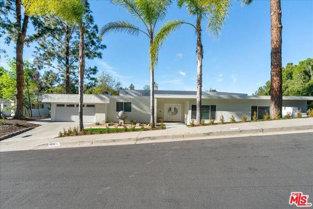 Woodland Hills (los Angeles), CA 91364,4862 Adele Court
