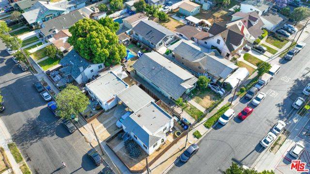 Los Angeles, CA 90018,1572 W 37th Place