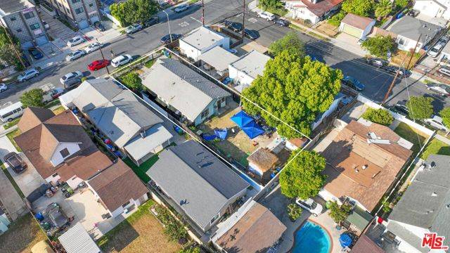 Los Angeles, CA 90018,1572 W 37th Place