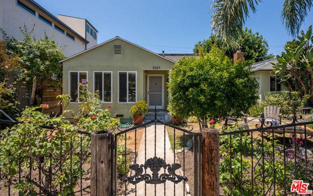 Venice (los Angeles), CA 90291,2337 Cloy Avenue