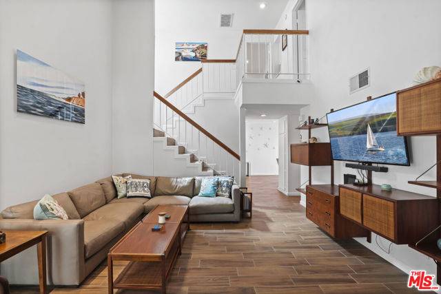 Malibu, CA 90265,6505 Dume Drive #B