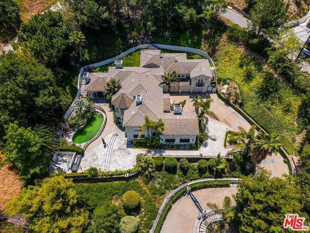 La Canada Flintridge, CA 91011,732 Saint Katherine Drive