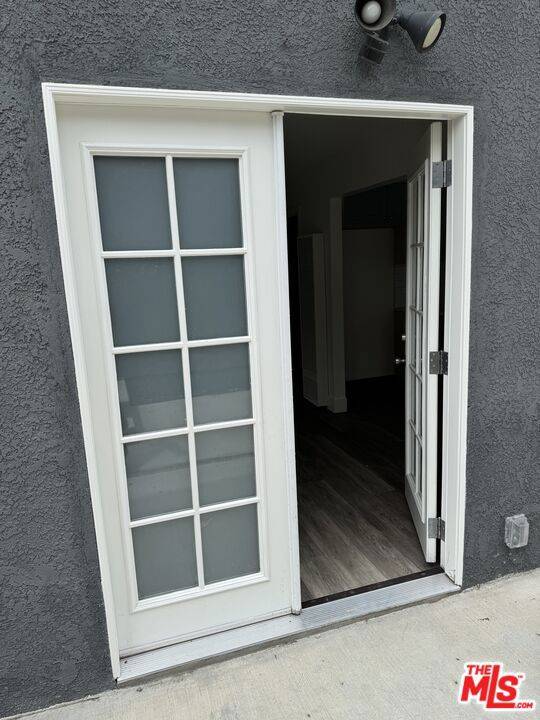 Hawthorne, CA 90250,3239 W 139th Street #B