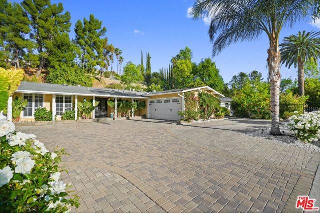 West Hills (los Angeles), CA 91307,7152 Pomelo Drive