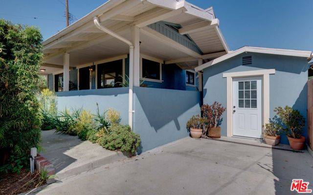 Los Angeles, CA 90029,980 Manzanita Street