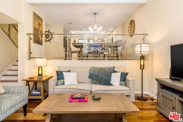 Marina Del Rey, CA 90292,4778 La Villa Marina #Unit B