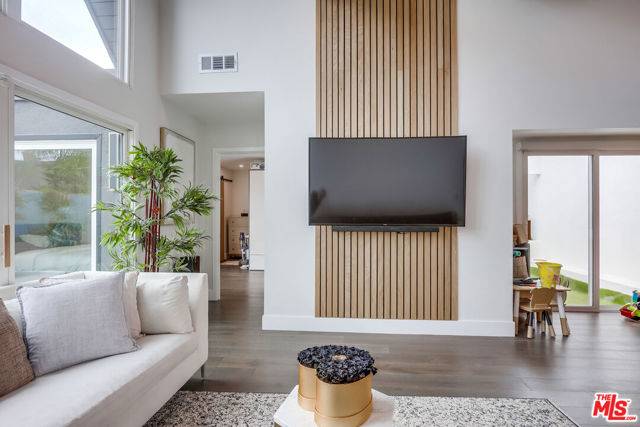 Huntington Beach, CA 92646,20281 Bancroft Circle