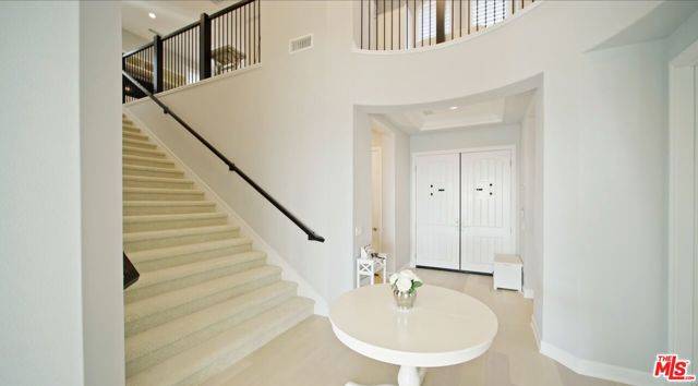Porter Ranch (los Angeles), CA 91326,20326 W Liverpool Way