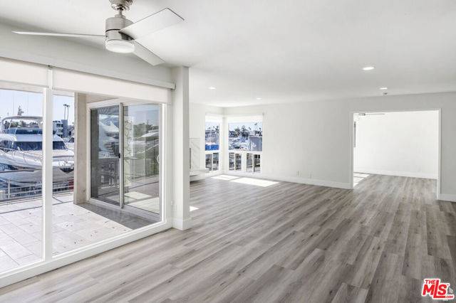 Newport Beach, CA 92660,919 Bayside Drive #K4