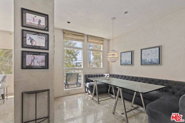 Santa Monica, CA 90405,2115 3rd Street #203