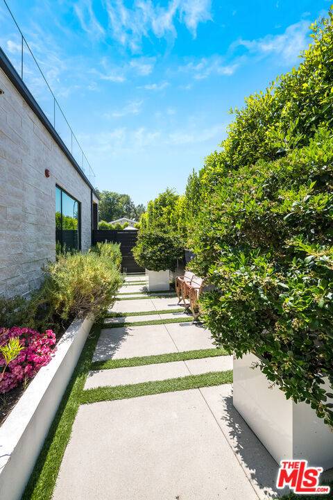 Studio City (los Angeles), CA 91604,11258 Laurie Drive